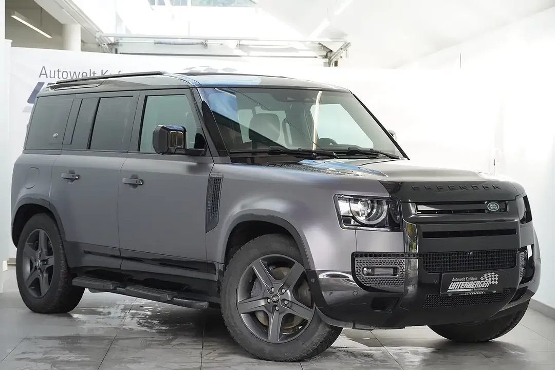 Land Rover Defender - Thumbnail 2