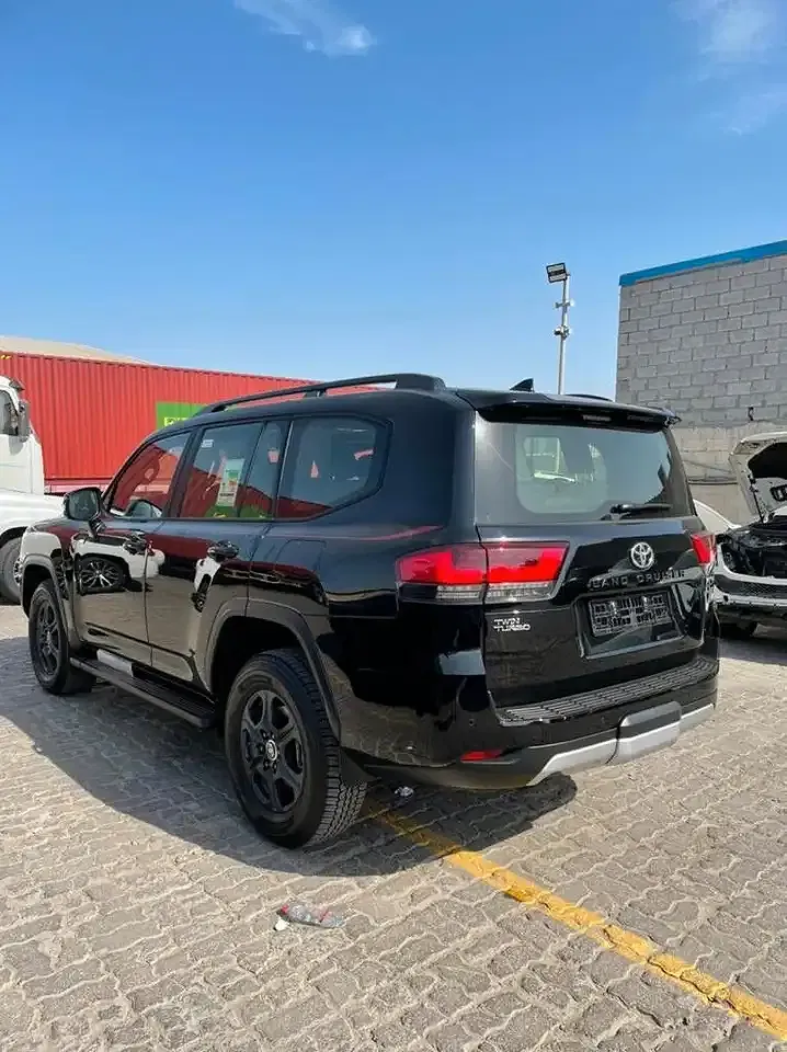 Toyota Land Cruiser - Thumbnail 7