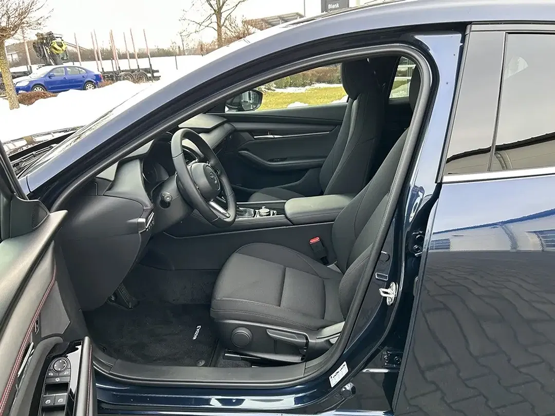Mazda 2 - Thumbnail 5