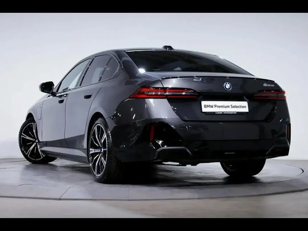 BMW 530 - Thumbnail 5