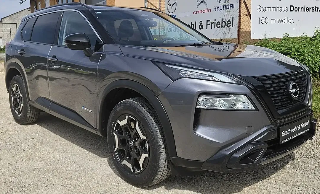 Nissan X-Trail - Thumbnail 3