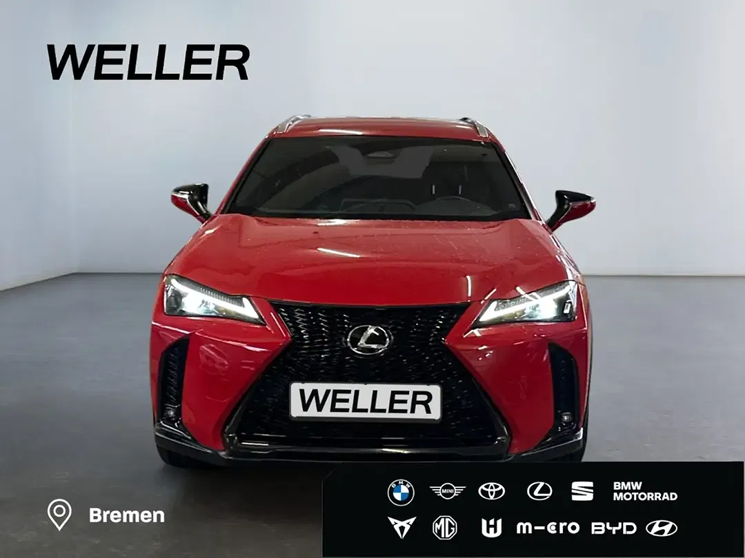 Lexus UX 300h - Thumbnail 2