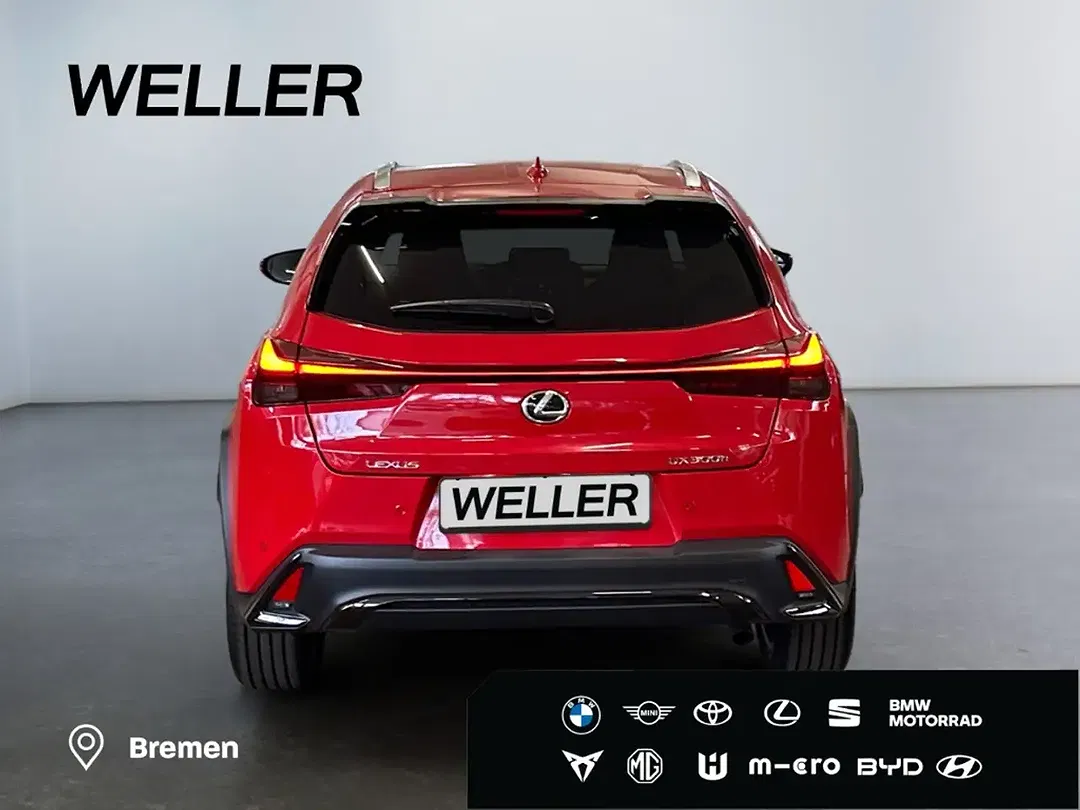 Lexus UX 300h - Thumbnail 5