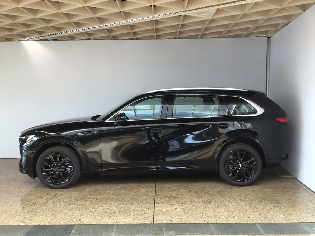 Mazda CX-80 - Thumbnail 2