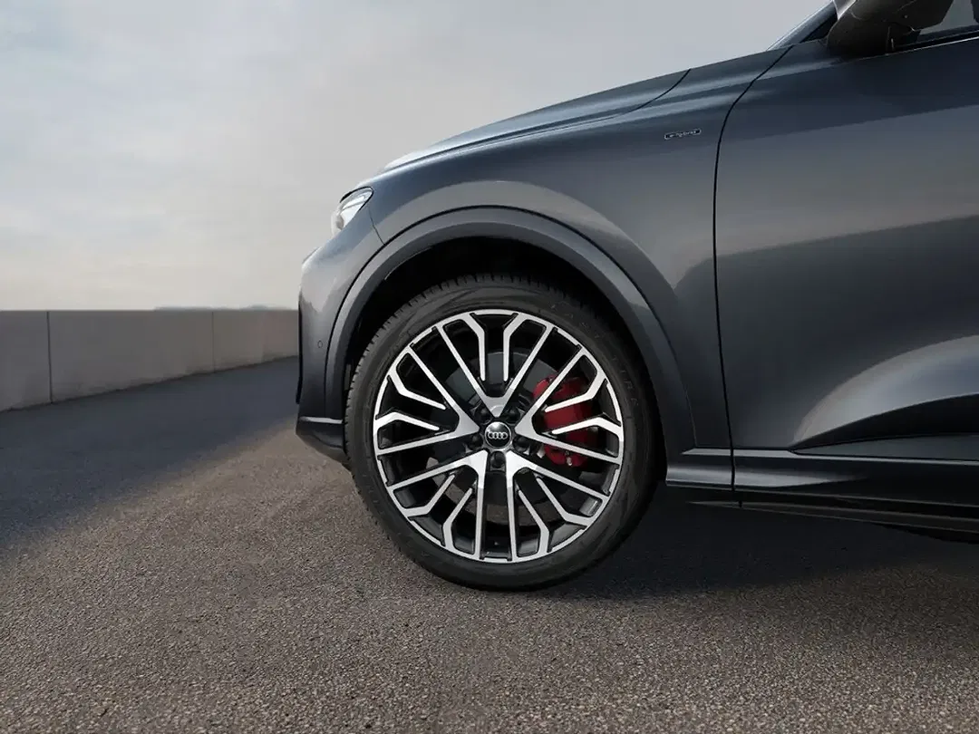 Audi Q5 - Thumbnail 6