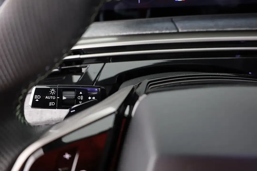 Peugeot 3008 - Thumbnail 19