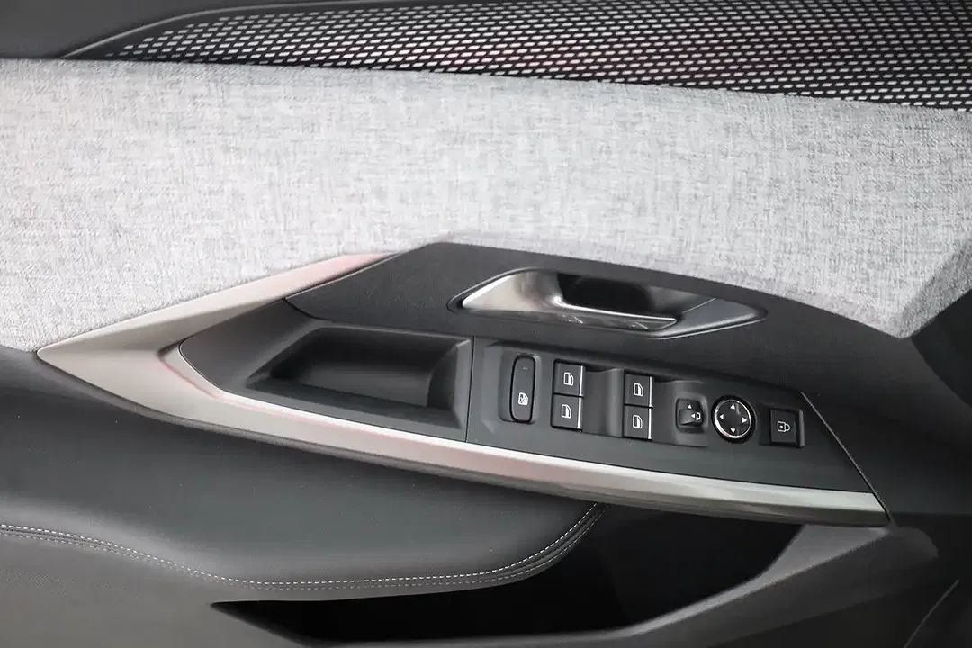 Peugeot 3008 - Thumbnail 22