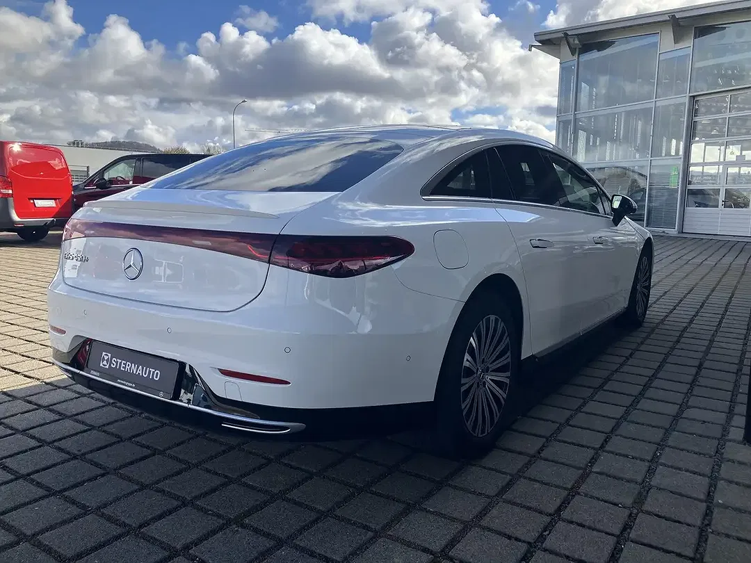 Mercedes-Benz EQS - Thumbnail 11
