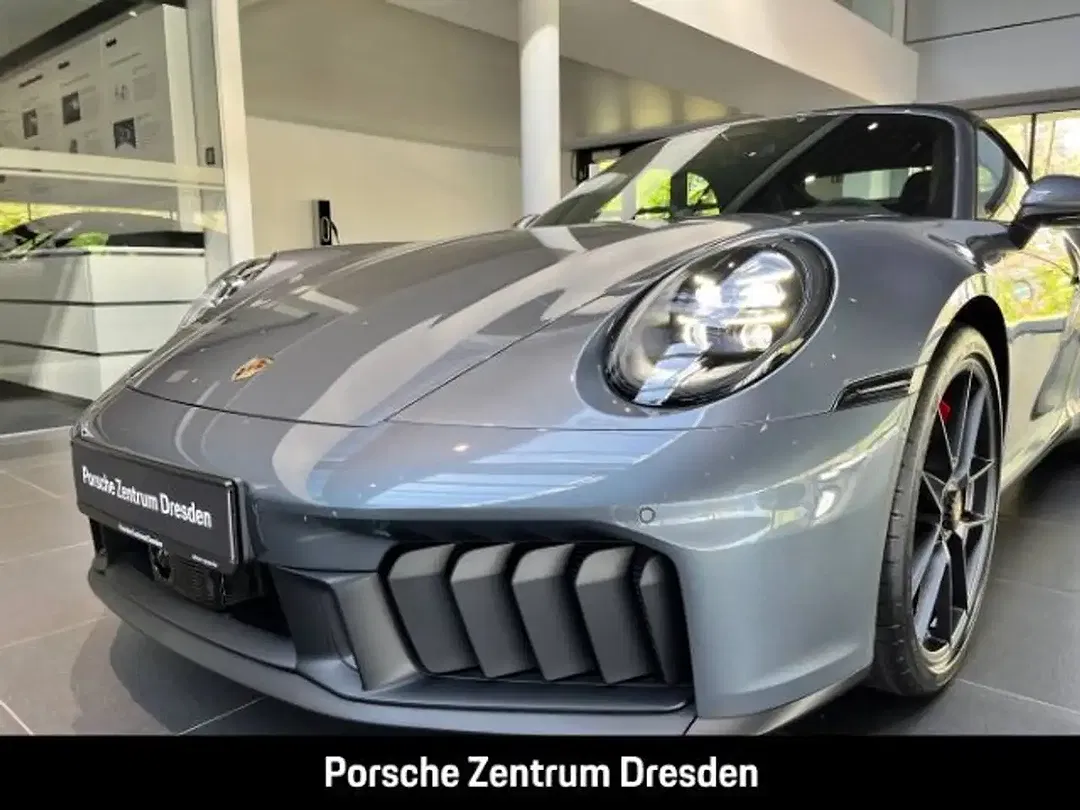 Porsche 992 - Thumbnail 14