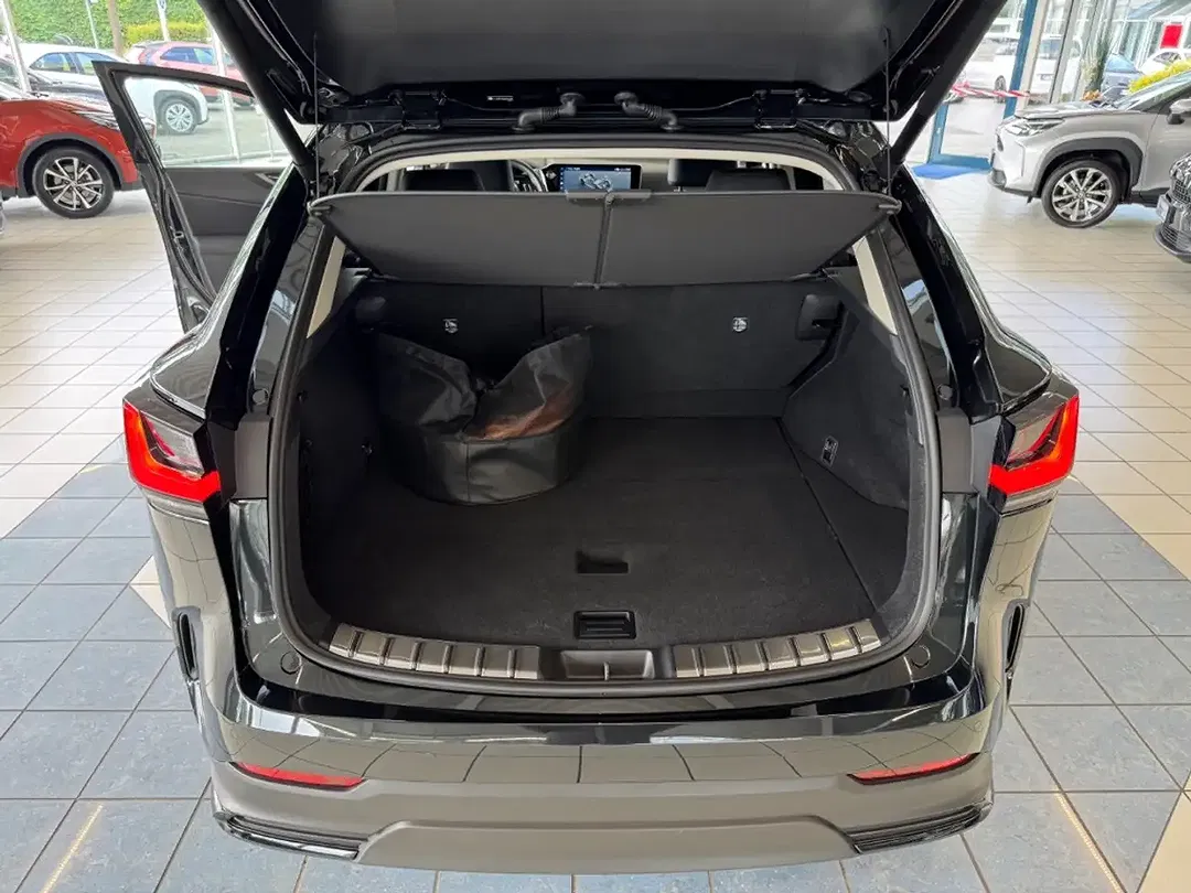 Lexus NX 450h+ - Thumbnail 3