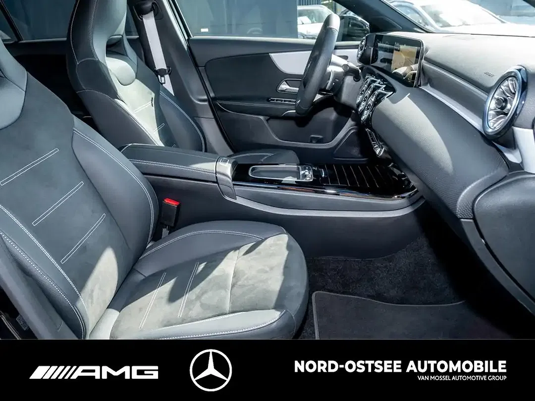 Mercedes-Benz A 200 - Thumbnail 10