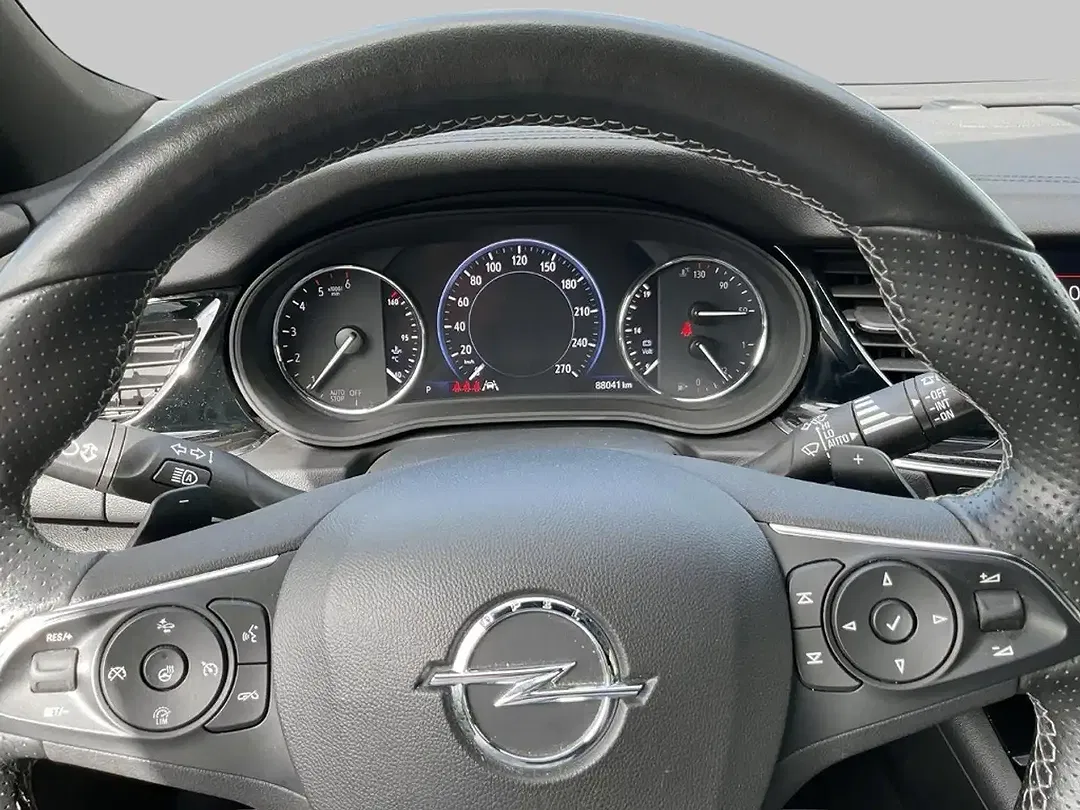 Opel Insignia - Thumbnail 10