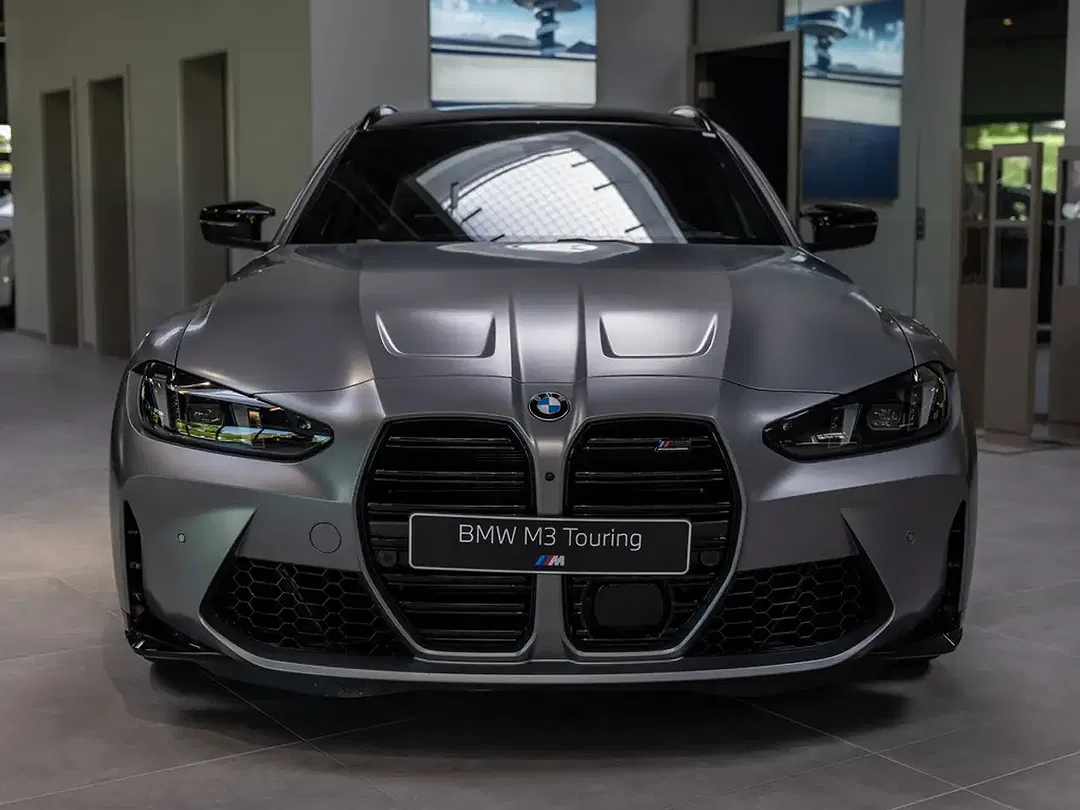 BMW M3 - Thumbnail 3