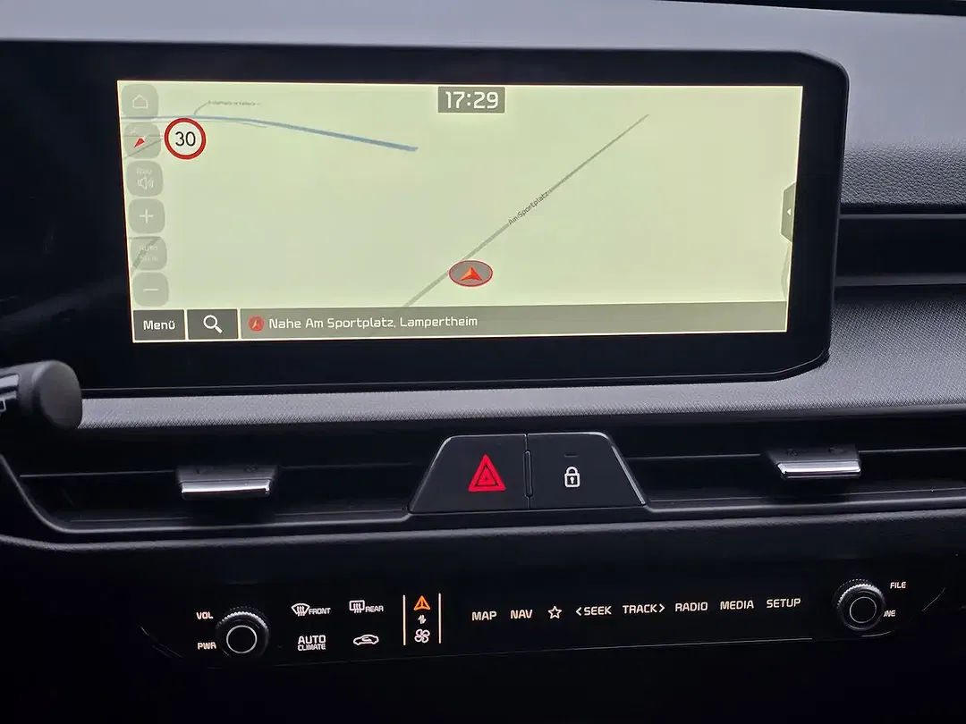 Kia Stonic - Thumbnail 10