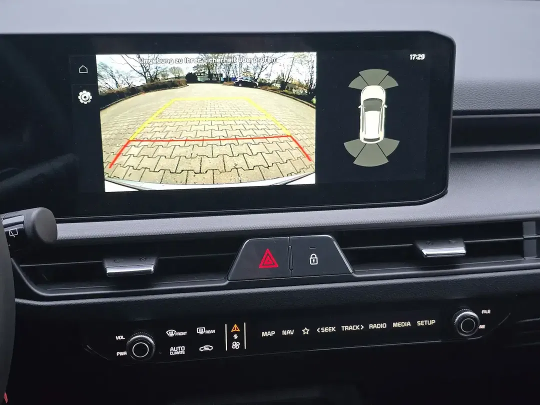 Kia Stonic - Thumbnail 11