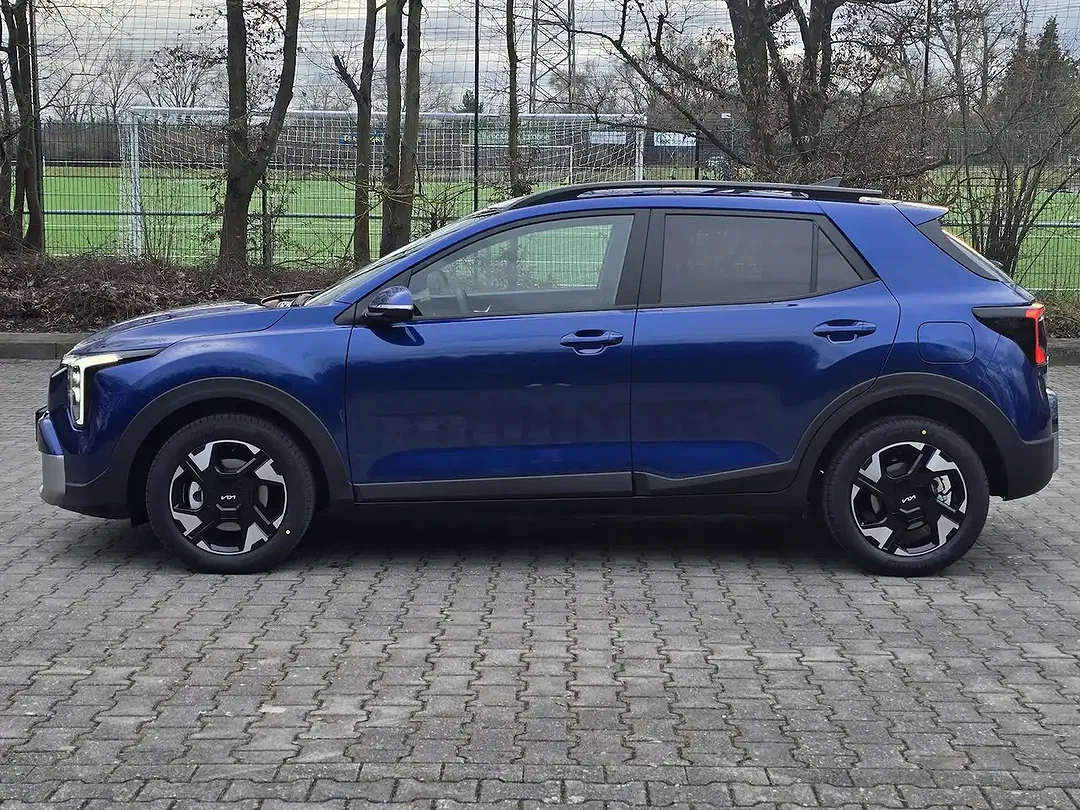 Kia Stonic - Thumbnail 3