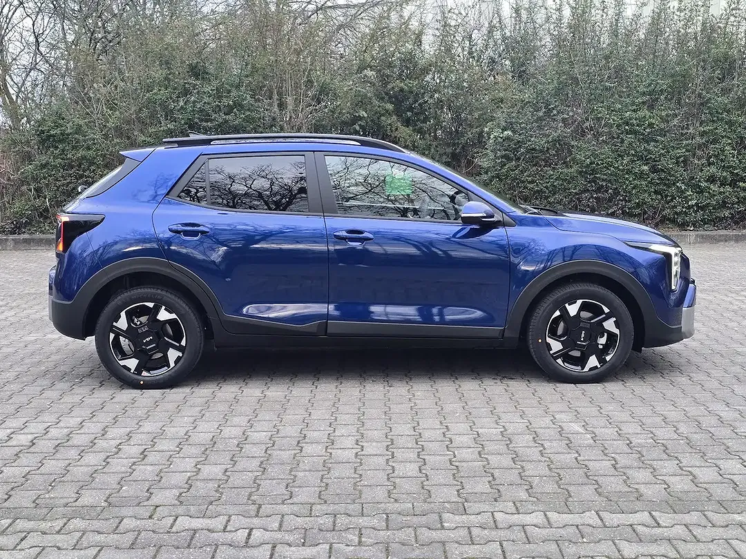 Kia Stonic - Thumbnail 6