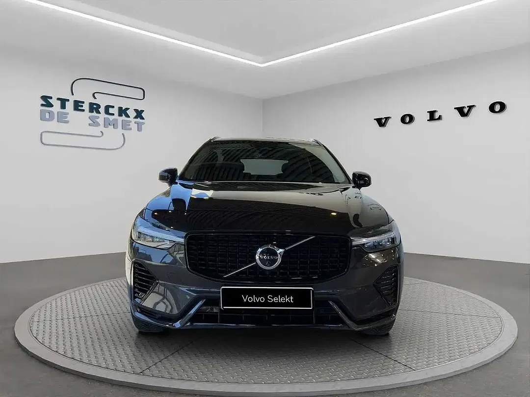 Volvo XC60 - Thumbnail 2