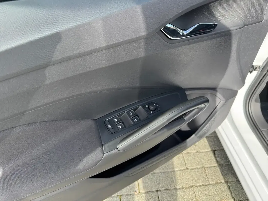 Skoda Fabia - Thumbnail 8