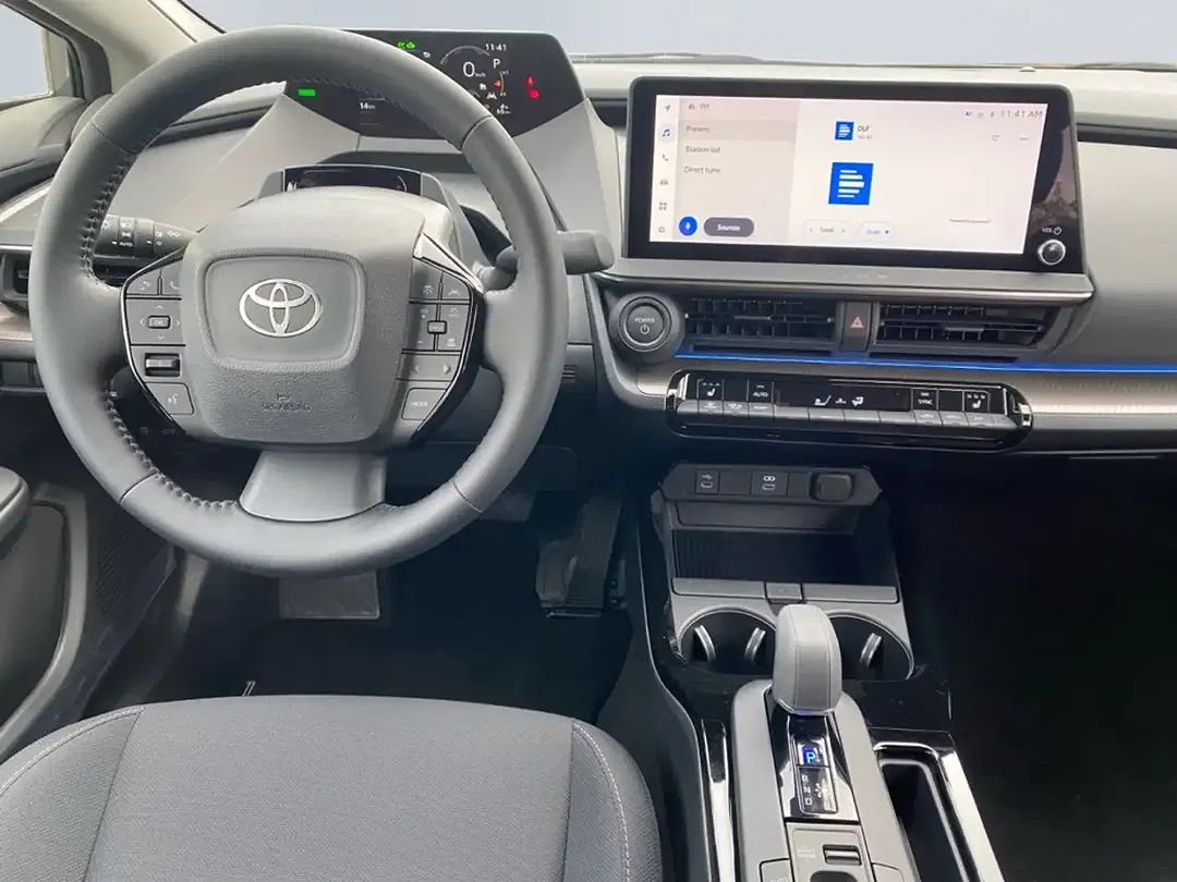 Toyota Prius - Thumbnail 8