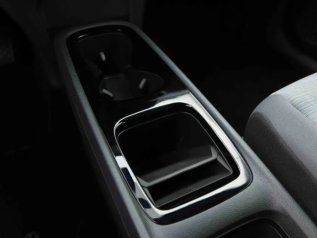 Volkswagen ID.3 - Thumbnail 15