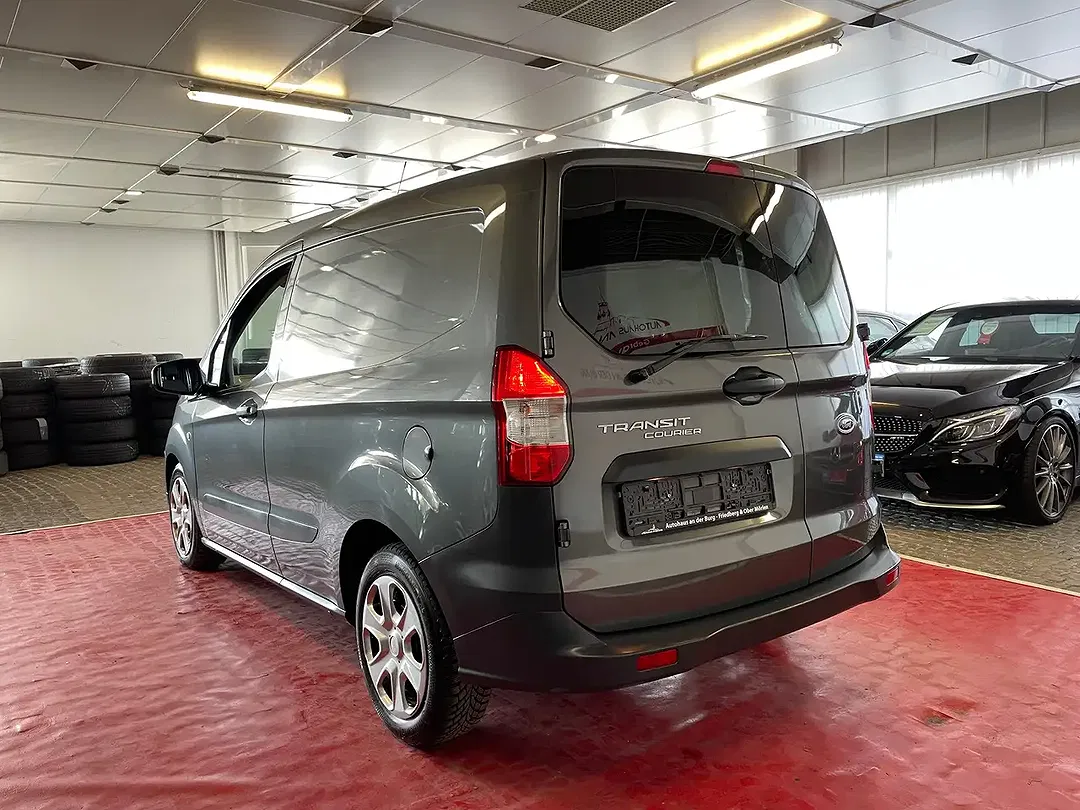 Ford Transit Courier - Thumbnail 5
