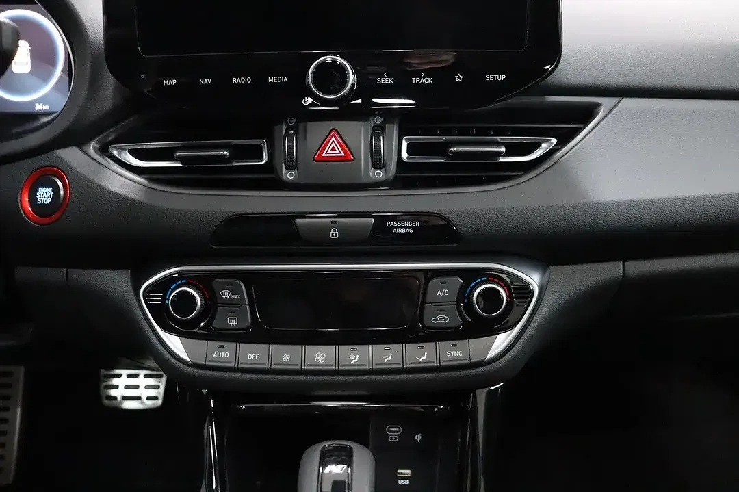 Hyundai i30 - Thumbnail 10