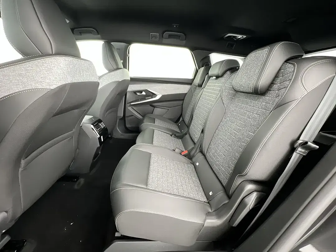 Peugeot 5008 - Thumbnail 10
