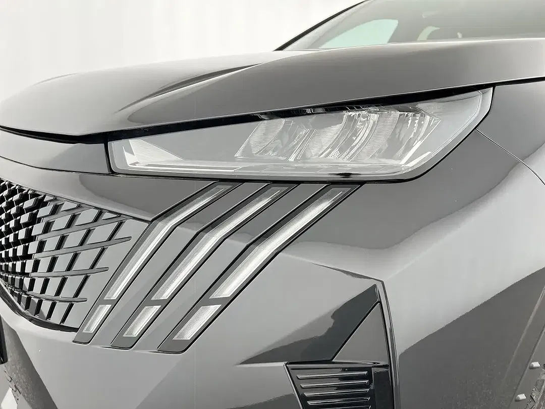 Peugeot 5008 - Thumbnail 6