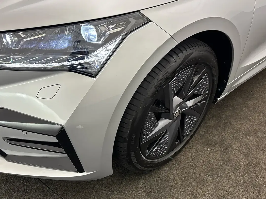 Skoda Enyaq - Thumbnail 5