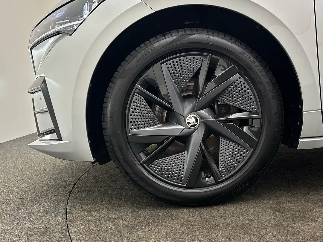 Skoda Enyaq - Thumbnail 6