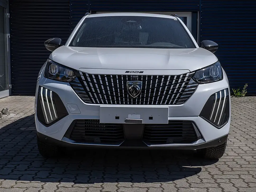 Peugeot 2008 - Thumbnail 2