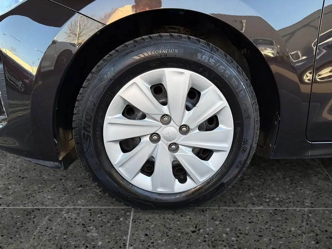 Kia Rio - Thumbnail 15