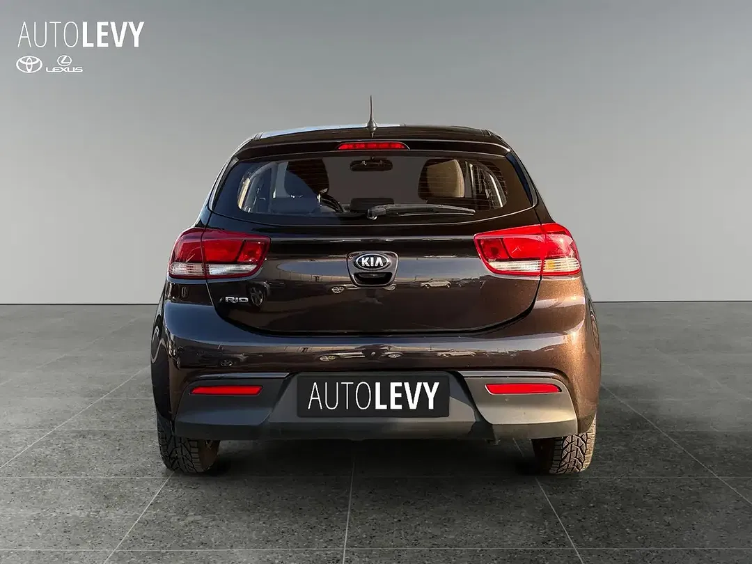 Kia Rio - Thumbnail 5