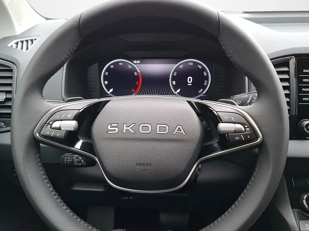 Skoda Karoq - Thumbnail 9