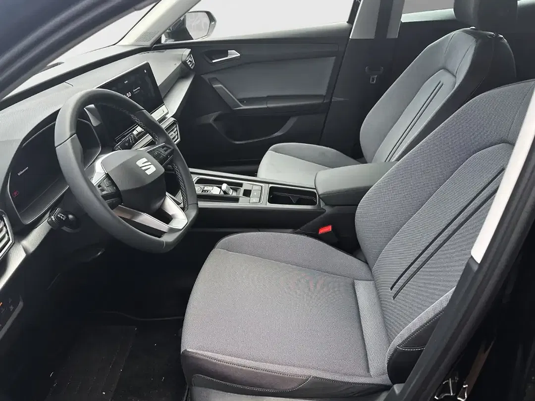 SEAT Leon - Thumbnail 3