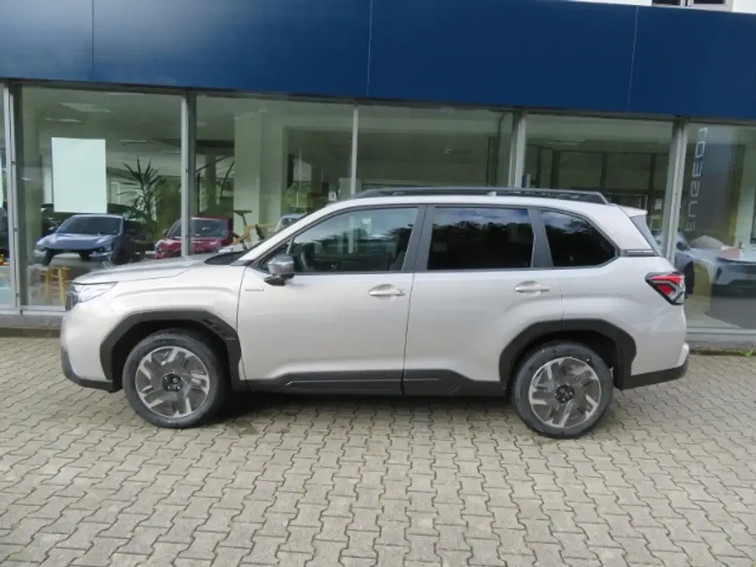 Subaru Forester - Thumbnail 1