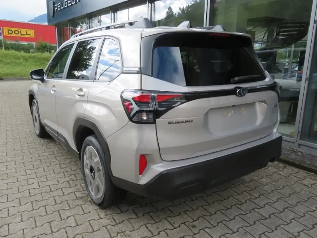 Subaru Forester - Thumbnail 5