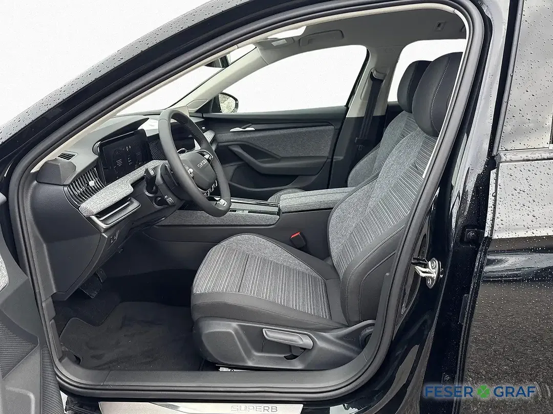 Skoda Superb - Thumbnail 11