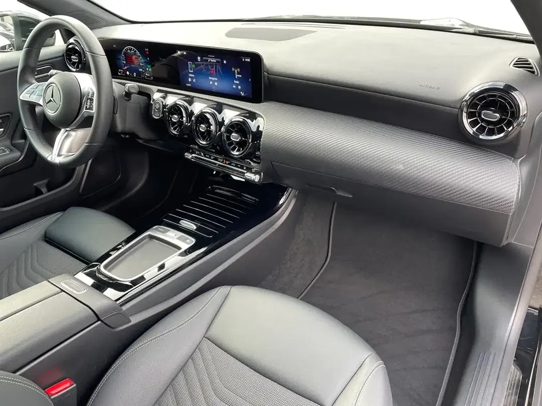 Mercedes-Benz A 250 - Thumbnail 4