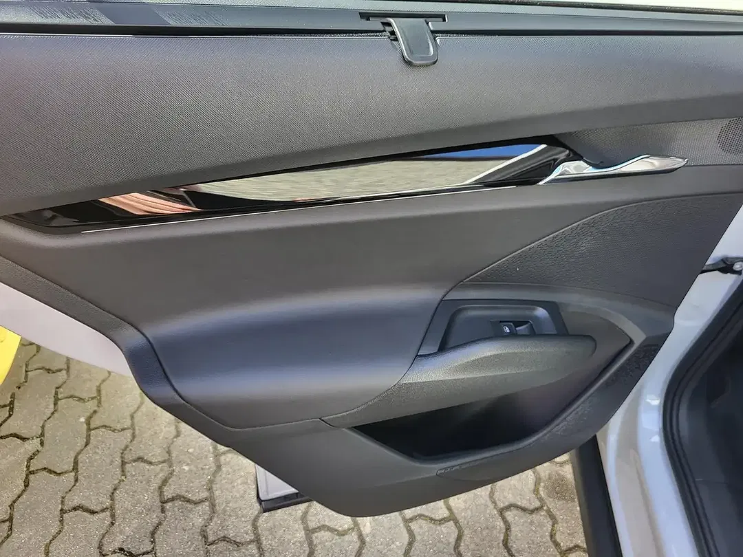 Skoda Enyaq - Thumbnail 14