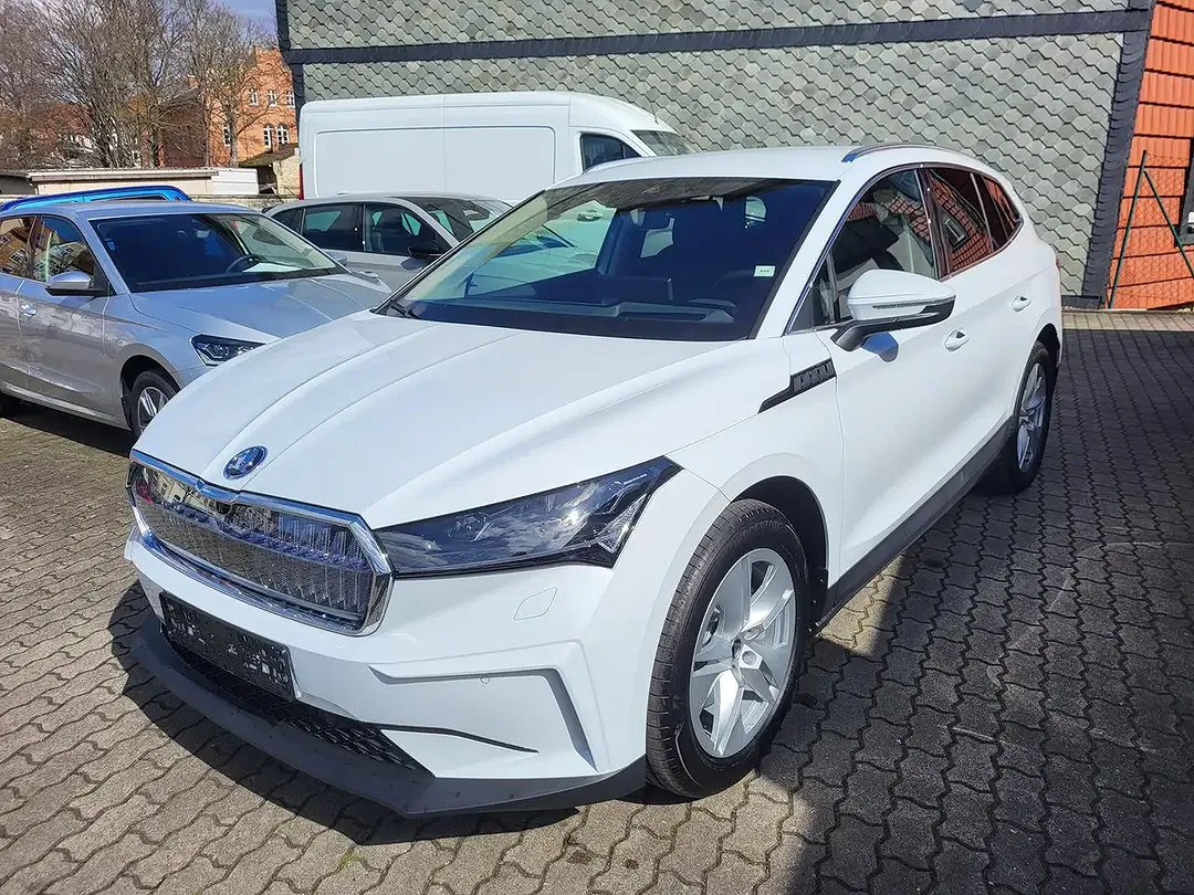 Skoda Enyaq - Thumbnail 2