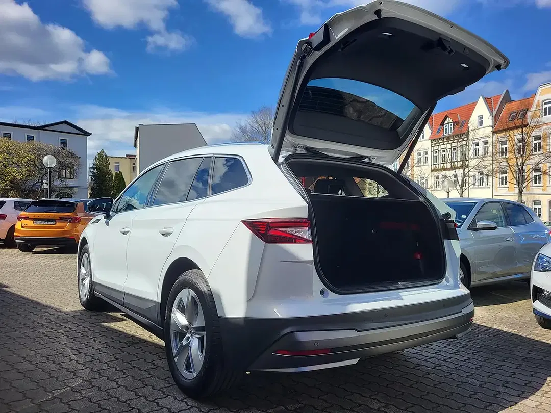 Skoda Enyaq - Thumbnail 8