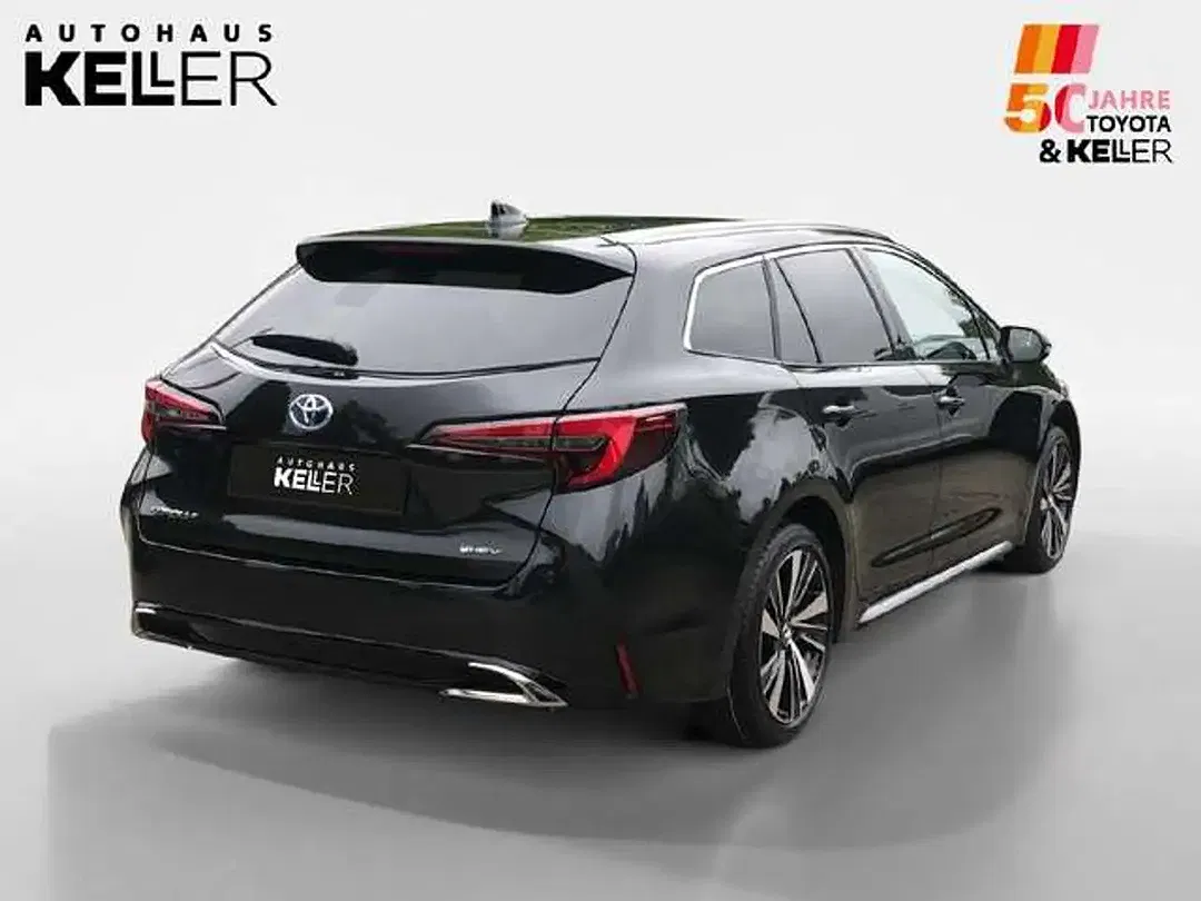 Toyota Corolla - Thumbnail 5