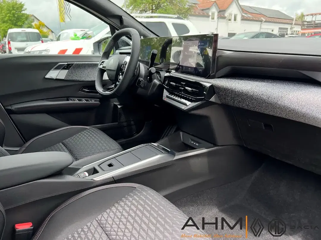 Renault Clio - Thumbnail 14