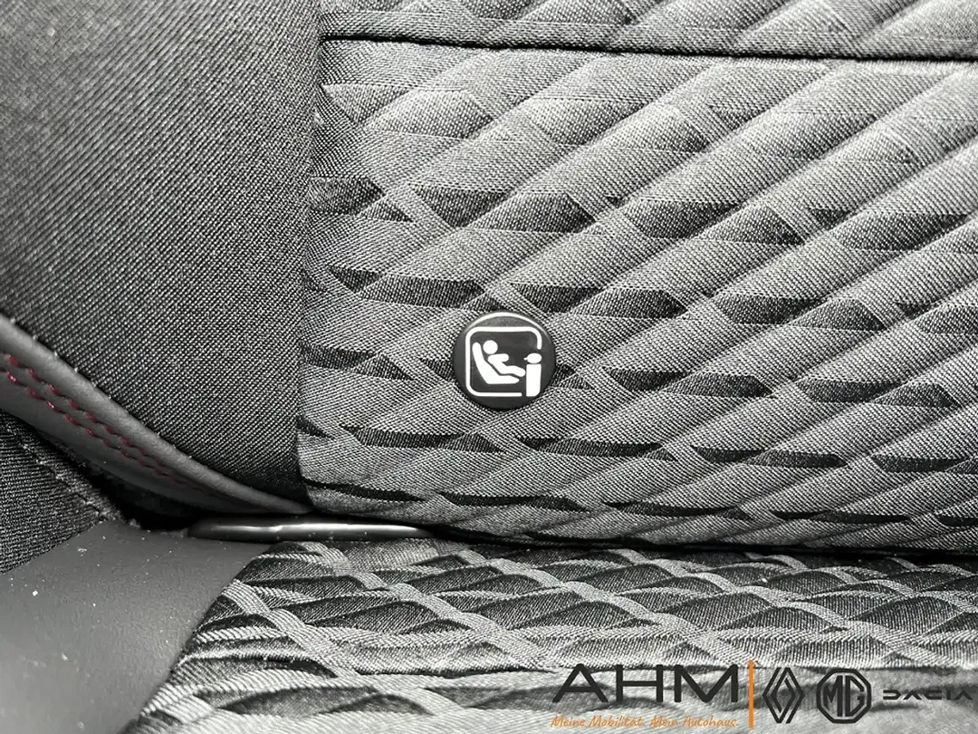 Renault Clio - Thumbnail 29