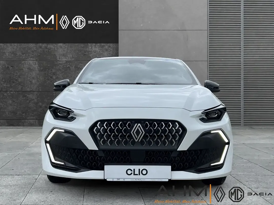 Renault Clio - Thumbnail 3