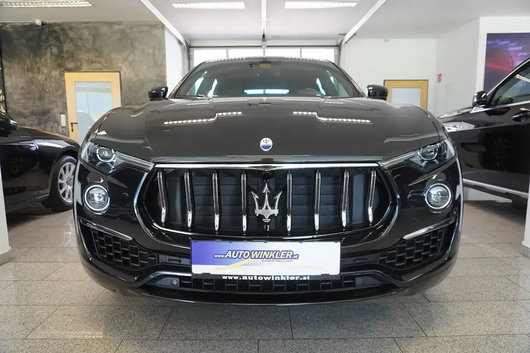 Maserati Levante - Thumbnail 2