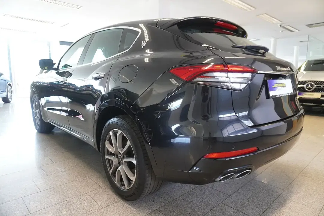Maserati Levante - Thumbnail 4