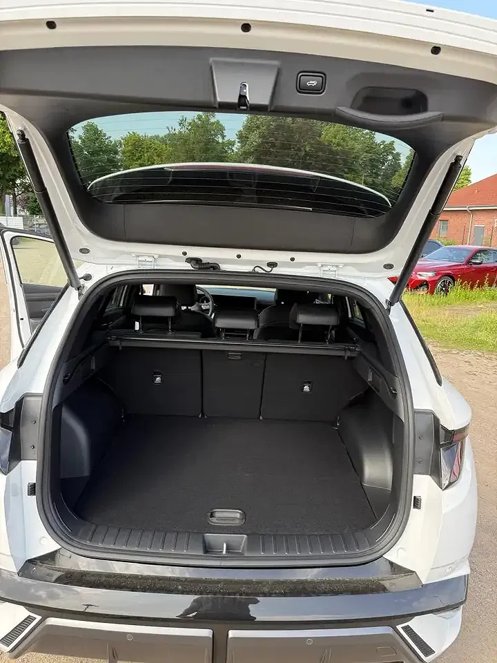 Hyundai TUCSON - Thumbnail 11
